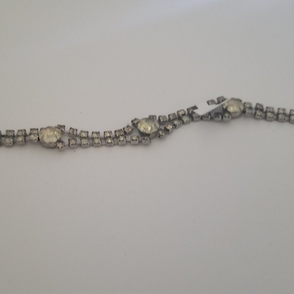 Vintage White Rhinestone bracelet (Costume)